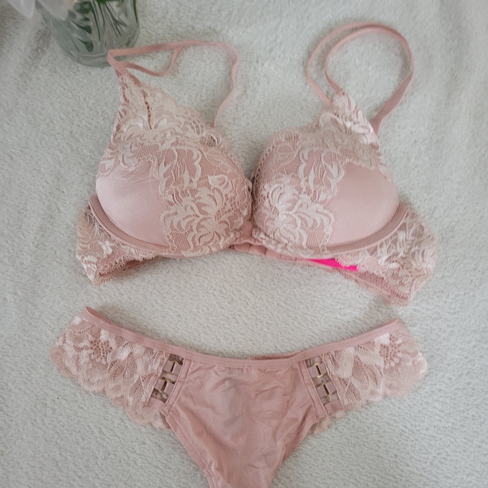La Senza Beyond Sexy Matching Set